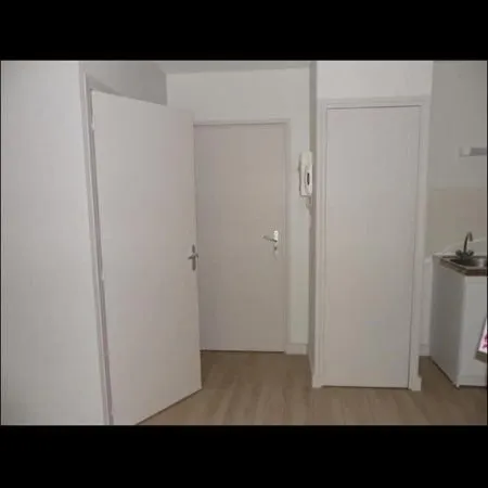 Loue studio non meublé 30m2 centre ville de MORLAIX