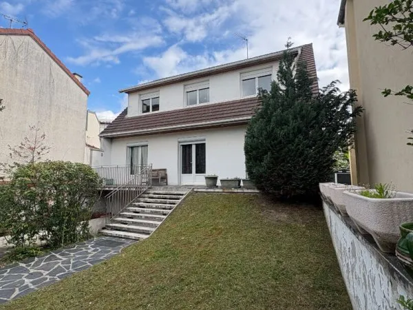 Maison 5 pièces 122 m²