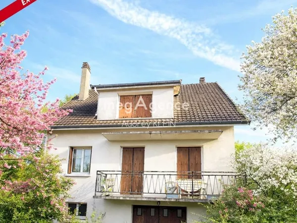 Maison proche gare à 1H00 de Paris avec jardin et sous-sol - Paron