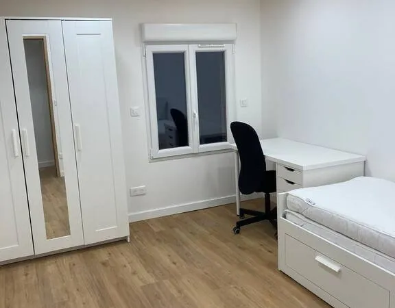 Appartement 11 pièces 220 m²