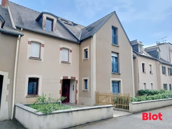 A VENDRE CHEZ BLOT IMMOBILIER - ST Jouan Appartement T2