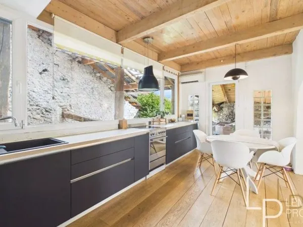 Maison de luxe 4 pièces 140 m²