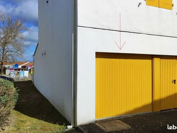 Garage fermé dans résidence le Galion quartier les Mouettes à Saint-Hilaire-de-riez