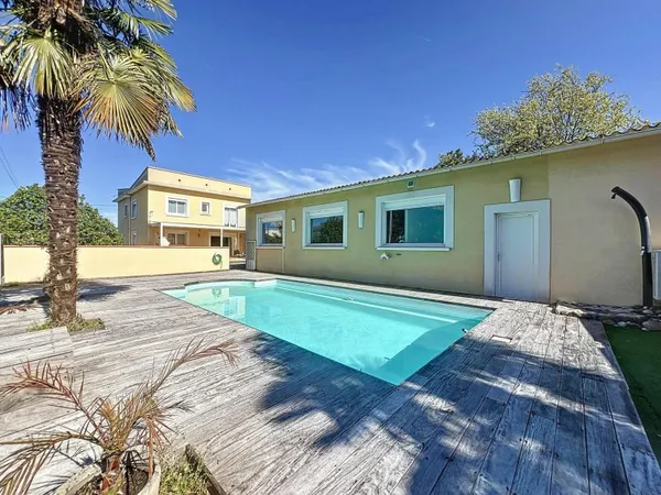 Maison avec dépendance aménagée à Toulouse Saint-Simon (31100)