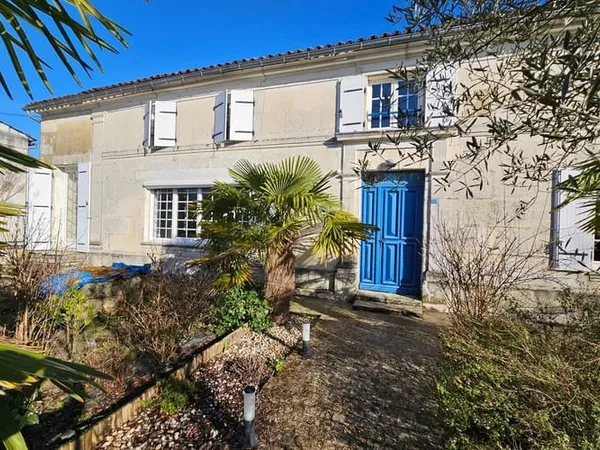 Maison 6 pièces 230 m²