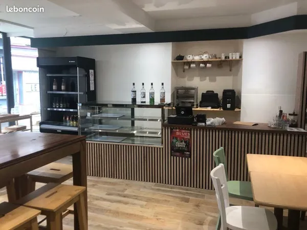 Local commercial loué 720