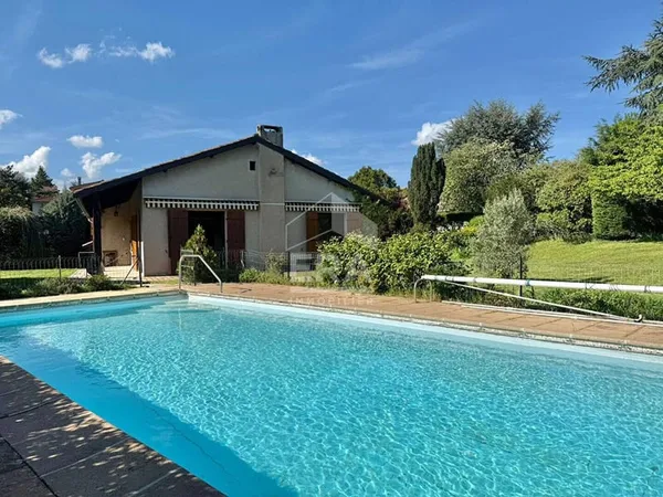 Maison 6 pièces 165 m²