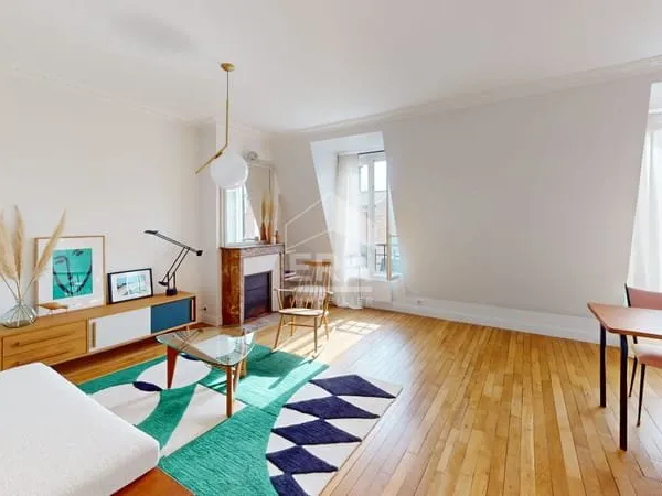 Appartement Paris 19eme - 3 pièces d'environ 61m2 au sol