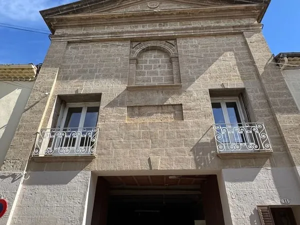 Maison 3 pièces 180 m²