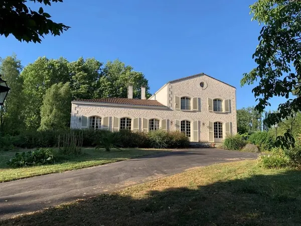 ELEGANTE MAISON D'ARCHITECTE