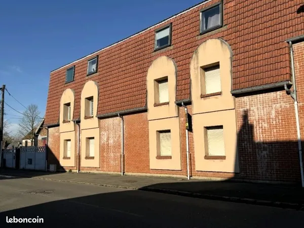 Studio 1 pièce 19 m²