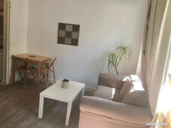 Studio meublé de 20 m², Paris 16ème