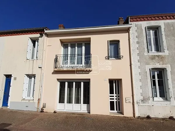 Maison ST LAURENT DES AUTELS 132 m2