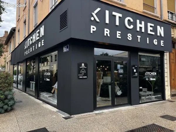 Local, commercial ( Pas de porte )