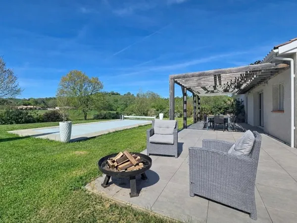 EXCLUSIVITÉ NESTENN - AYGUESVIVES - MAISON CONTEMPORAINE PLAIN-PIED AVEC VUE DÉGAGÉE ET GRAND TERRAI