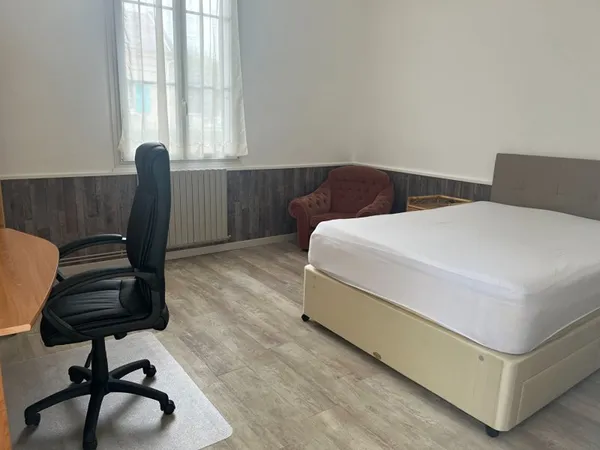 Colocation maison meublée avec jardin Saumur - proche université et gare