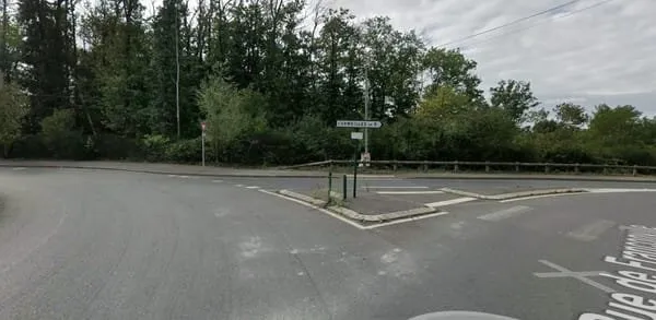 VENTE LOT DE 5 STATIONNEMENTS À CORMEILLES-EN-PARISIS (95)