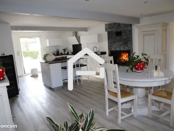 Propriété 9 pièces 295 m²