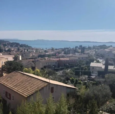 Vente appartement 3 pièces vue mer terrasse de 30 m2 proche centre et plage
