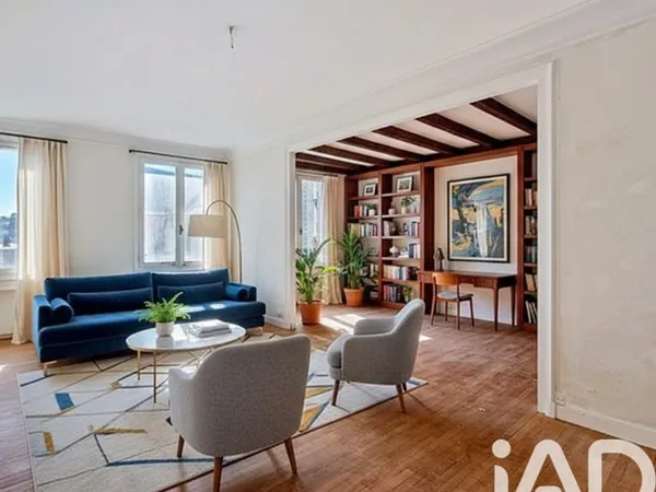 Bâtiment 330 m²