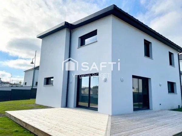 Champigny - Maison neuve 5 chambres- Terrain de 519m2- garage et sous sol.
