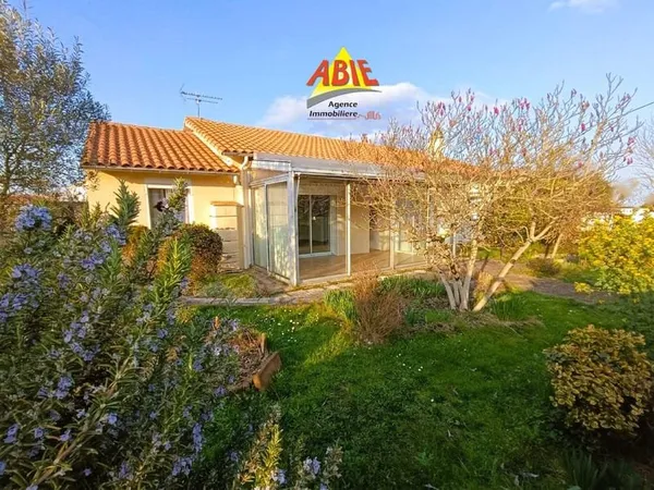 Maison de plain-pied avec jardin et garage Secteur recherc