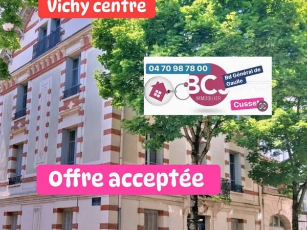 Sous offre - Rare : Vaste maison d'architecture napoléonienn