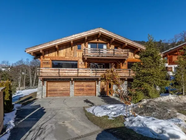 CHALET - MONT D'ARBOIS - NEUF - 5 CHAMBRES