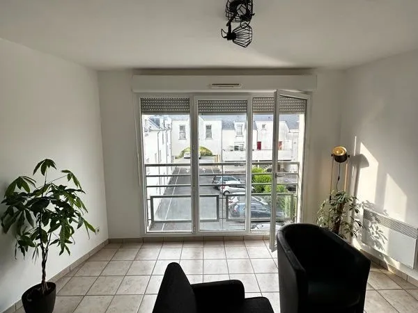 Appartement T2 entièrement meublé et refait à neuf