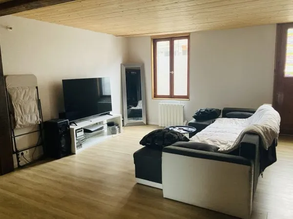 MAISON DE BOURG RENOVEE