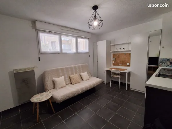 Studio St Jean d'Angely, prêt à être habité