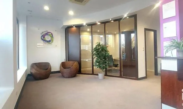 Boutique 1 pièce 105 m²