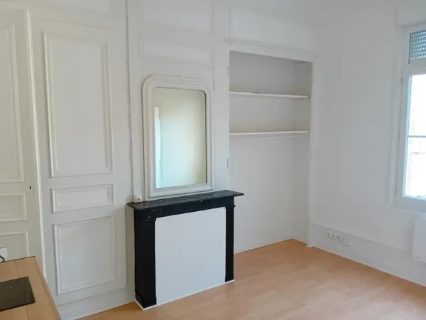 À louer, appartement de 15,7 m², 1 pièce à AMIENS (80000).
