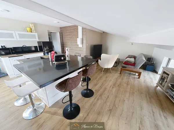 APPARTEMENT DE TYPE 2 45 M2 -