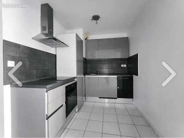 Apparemment à vendre