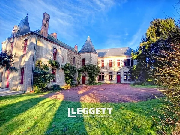 Château 16 pièce(s), GEAY