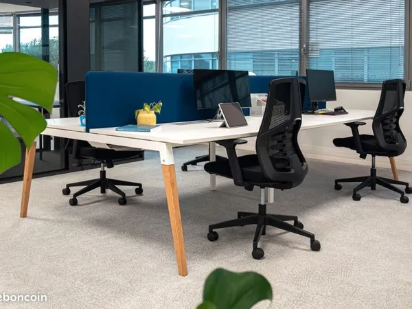 Bureaux tertiaires à partager