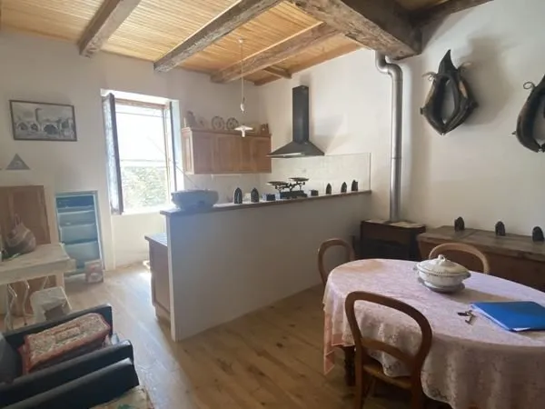 Maison de village 8 pièces 140 m²