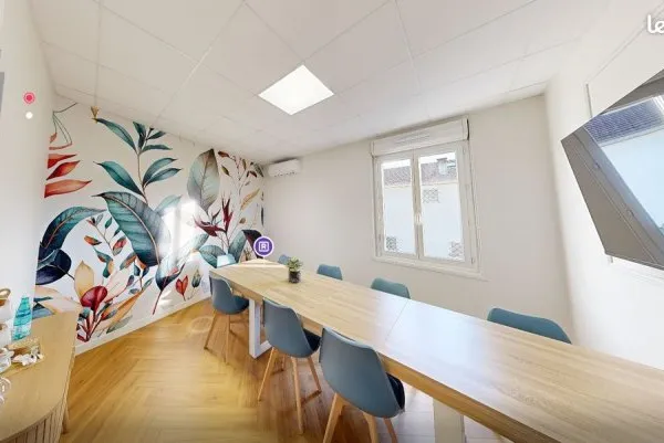 Bureau 17 m² - 1 à 3 postes - environnement professionnel - Bizanos
