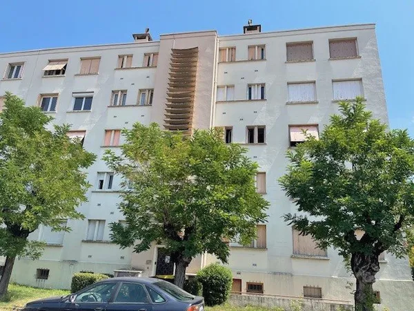 ALES - CLAVIERES - APPARTEMENT T5 - 76.45m2 - CAVE - BALCON.