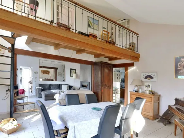Maison 7 pièces 158 m²