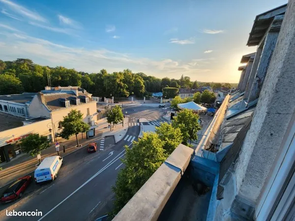 T3 84 m² Carrez - Dernier étage, vue dégagée - Centre-ville Rambouillet, 3 min gare