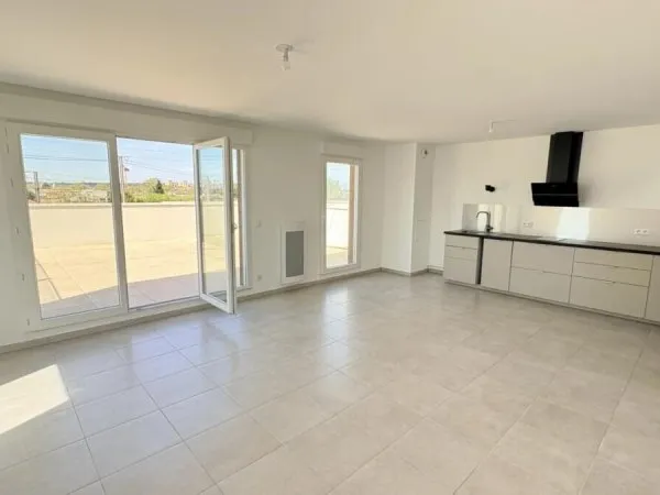 Vends T5 - 94m² - Avignon 84000