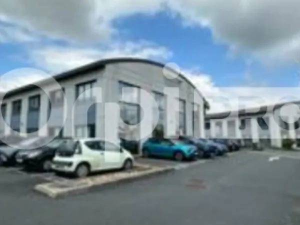 Bureaux 171 m²