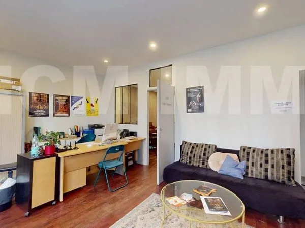 Appartement 1 pièce 83 m²