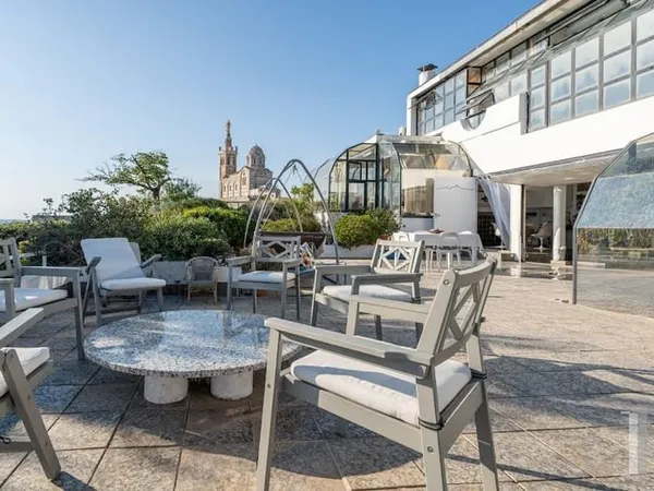 Maison 14 pièces 550 m²