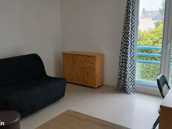 Studio - 20 m² - 490 de loyer