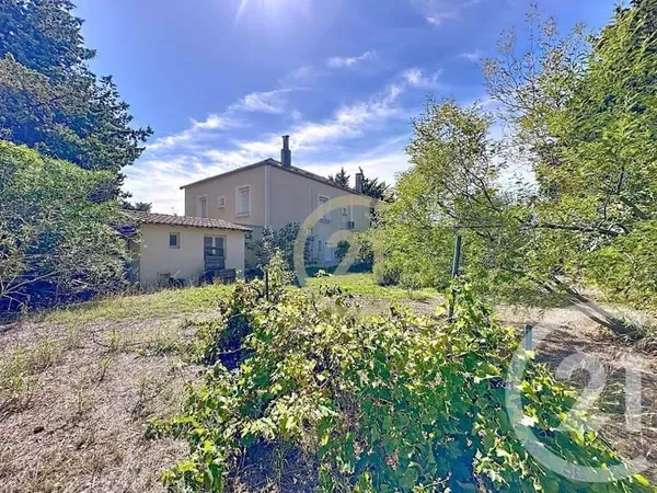Villa 9 pièces 185 m²
