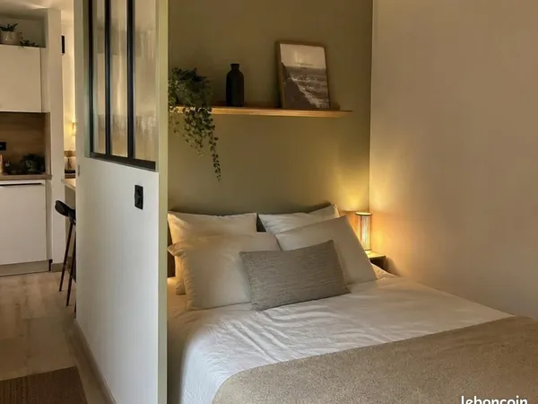 Studio 1 pièce 22 m²