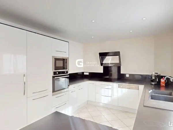 Appartement 3 pièces 95 m²